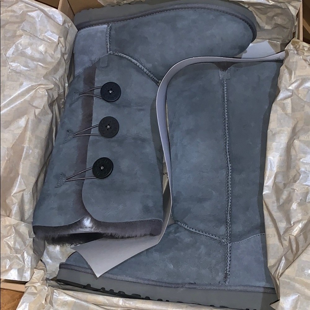 NRW UGG BAILEY BUTTON TRIPLET
